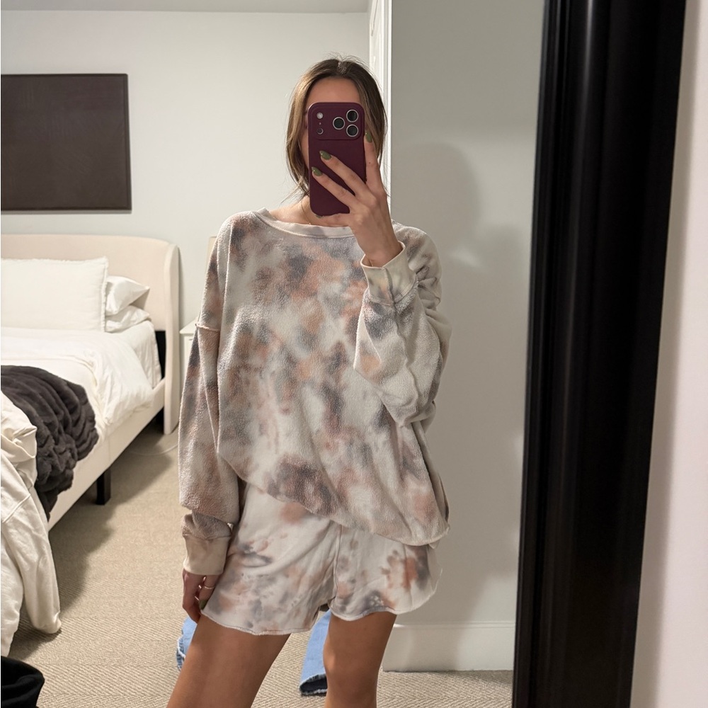 Free People Tie-Dye Set